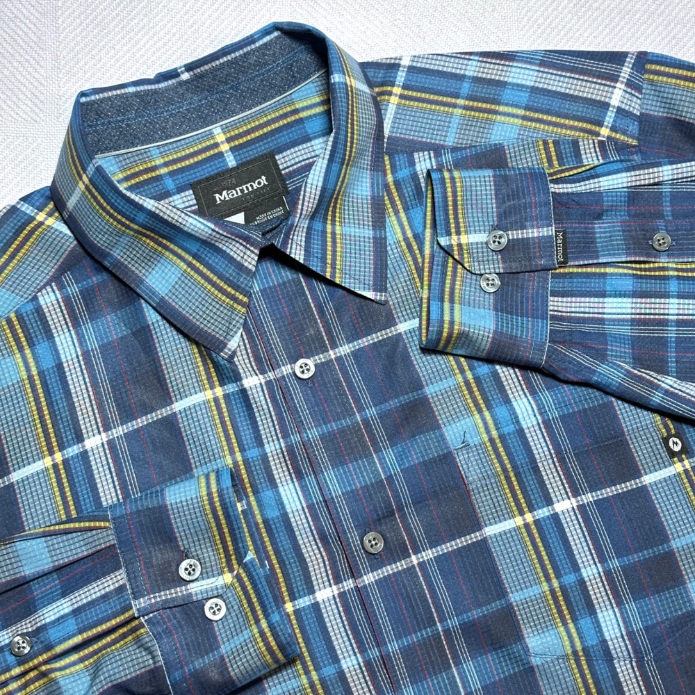 Marmot Button Up Shirt Mens Medium AirExchange Perforated Vented Mesh Plaid Blue